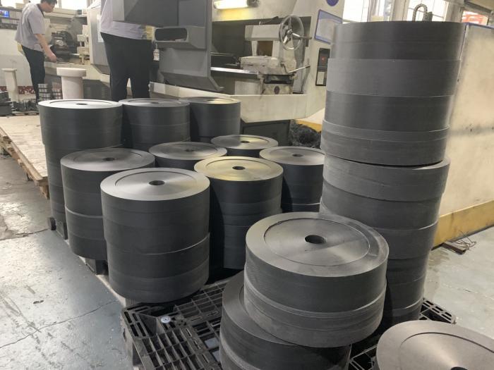 管束槽用中子毒物材料